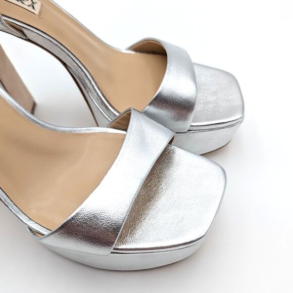 Badgley Mischka Caia Ankle Strap Platform Sandals Women's Silver Size US6.5 EU37 - Picture 7 of 9